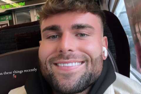 Love Island’s Tom Clare breaks his silence after shock split from Samie Elishi just weeks after..