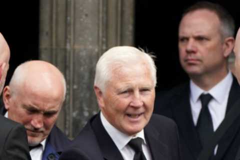 Ken Buchanan funeral sees boxing legends and Rangers hero turn out as big hitters say farewell to..