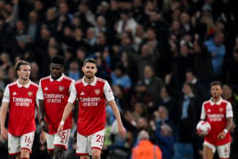 Man Utd icon Gary Neville reveals exact moment he knew Arsenal would get ‘battered’ by Man City..