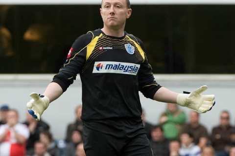I’m a former Premier League keeper who had EYEBROW bitten off in fight over a curry and famously..