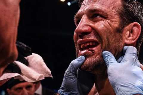 Ex-UFC champion Luke Rockhold quits in brutal bare-knuckle fight with Mike Perry after having his..