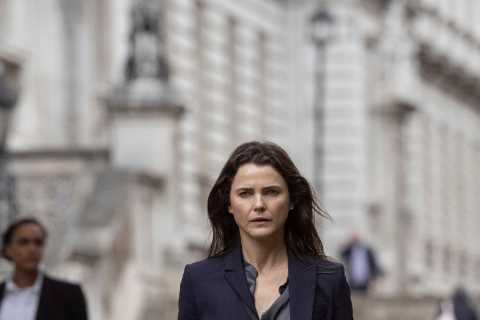 Netflix confirms future of chart-topping thriller with A-list cast after first series
