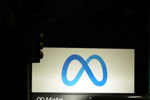 F.T.C. Seeks ‘Blanket’ Ban on Meta’s Use of Young Users’ Data