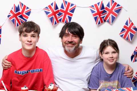 From twist on Coronation chicken to Prince Louis-approved salad – here are Alex James’ tips for..
