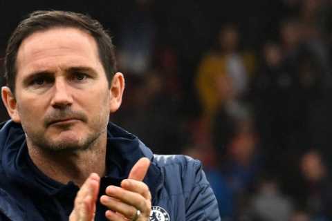 Chelsea fans chant ‘we are staying up’ and jokingly call Lampard ‘best manager in the world’ as he..