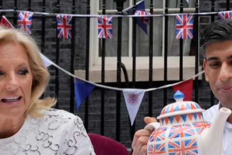 Jill Biden is the star guest at Rishi Sunak’s Coronation lunch party – and even enjoys a spot of tea