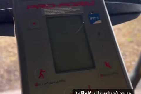 Stacey Solomon reveals unseen GYM at Pickle Cottage – with the machines all covered in cobwebs