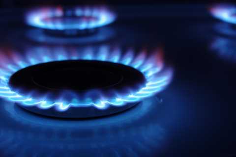 Urgent warning about fixed energy bills as households could lose £200 by making mistake – how to..