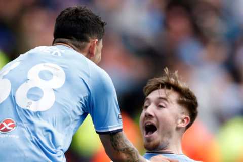 Coventry draw at Boro to set-up play-off showdown between the two as Sunderland snatch sixth-place..