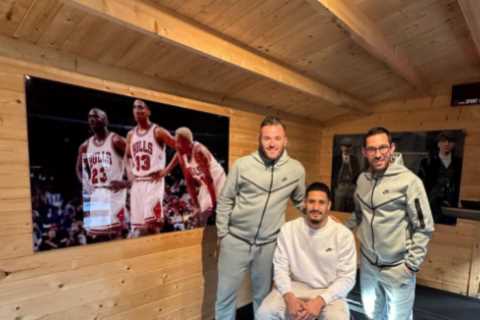 Arsenal star William Saliba shows off home gym but fans ‘want him sold’ after noticing ‘sackable..