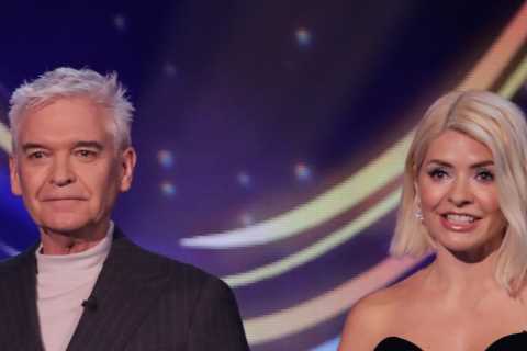 Holly Willoughby and Phillip Schofield’s tension throws Dancing On Ice presenting roles into doubt
