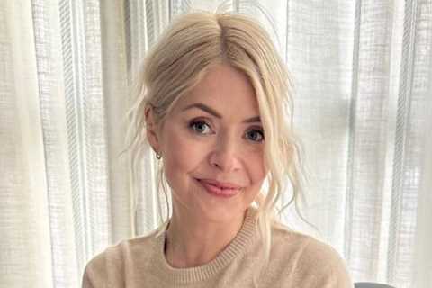 Holly Willoughby shares rare peek inside £3m home amid Phillip Schofield This Morning chaos