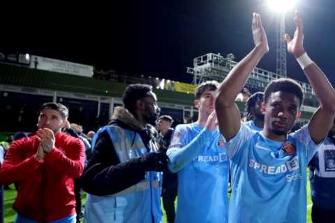 Man Utd loanee Amad Diallo says goodbye to Sunderland as fans say ‘remember us when you win the..