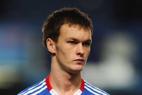 Former Chelsea wonderkid who snubbed Real Madrid transfer wakes up unemployed after he is released..