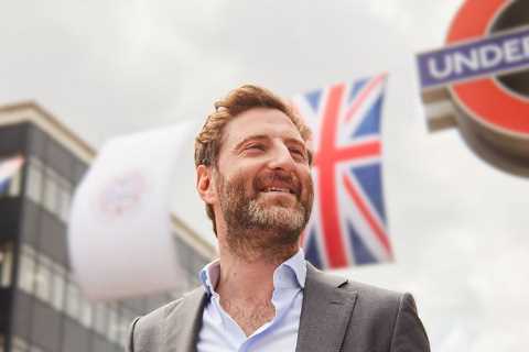 Tory London mayor hopeful vows to end attack on drivers and unveils radical plan to ditch red..