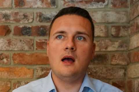 Wes Streeting says NHS must ‘reform or die’ as he slams Britain’s sick note culture and says..