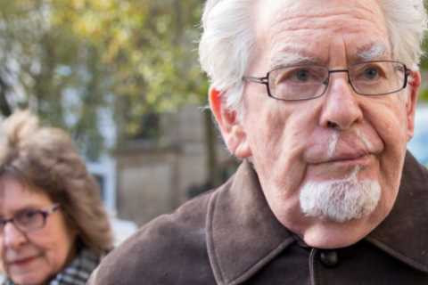What type of cancer did Rolf Harris have before he died?