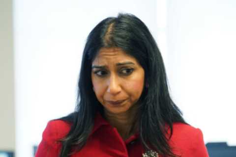 Rishi Sunak leaves Suella Braverman waiting in speeding ticket row as he mulls over launching..