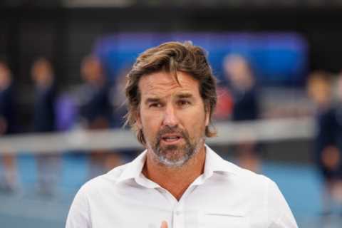 Wimbledon finalist and model once named ‘sexiest person alive’ looks unrecognisable with grey beard ..