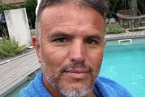 Premier League cult hero unrecognisable with salt and pepper stubble as fans say he’s ‘just as..