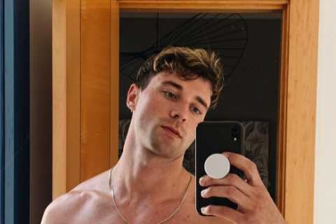 Model with a pop star ex rocks I Kissed A Boy in newcomer twist