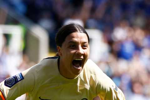 Chelsea pip Man Utd to Women’s Super League title on thrilling final day with emphatic win over..