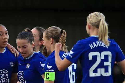Hayes and Chelsea ready to face a Reading side ‘fighting for their lives’ in a pivotal WSL title..