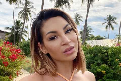 Love Island star reveals secret boob job after being ‘haunted’ by promo picture