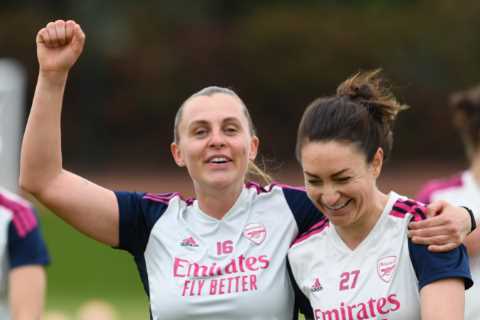 Kelly Smith backs Arsenal and Chelsea to ‘push on’ in Europe and reflects on ‘goosebumps’ moment at ..