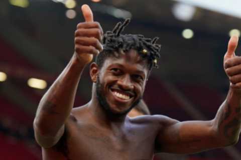 Man Utd fans demand ‘£50m-plus-Palhinha’ transfer as Fred is pulled aside for chat by Fulham boss..