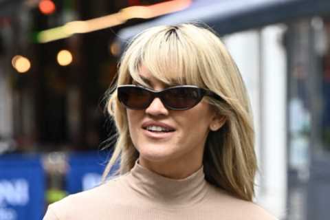 Ashley Roberts leaves nothing to the imagination in skintight nude outfit