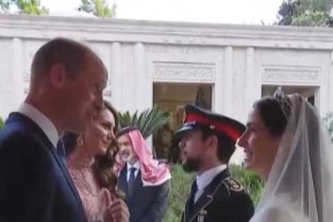 Royal fans spot cheeky comment ‘relatable’ Prince William makes to Kate Middleton &amp; say they’re ..