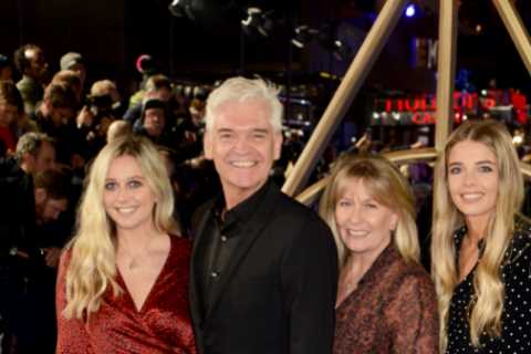 Inside Phillip Schofield’s relationship with his daughters Molly &amp; Ruby who are standing by him ..