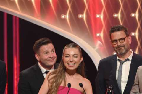 British Soap Awards 2023 winners revealed as Coronation Street wins SIX gongs but misses out on big ..