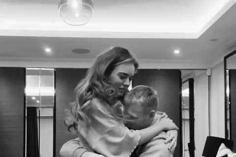 Aaron Ramsdale and stunning fiancee Georgina expecting first child as Arsenal star shares emotional ..