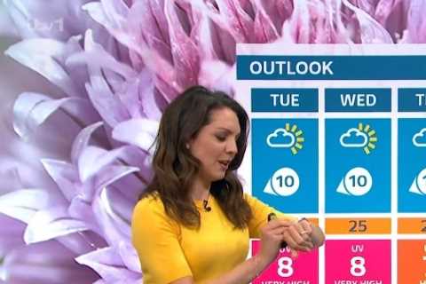 GMB’s Laura Tobin suffers embarrassing blunder as she delivers weather forecast