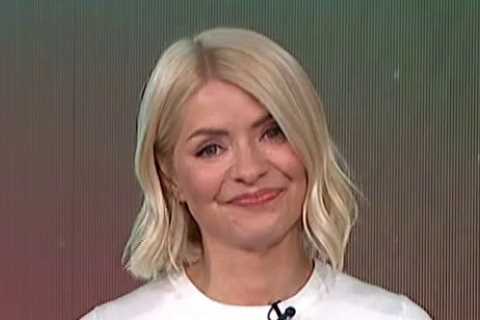 Holly Willoughby reveals private off-air meeting with This Morning co-host tonight