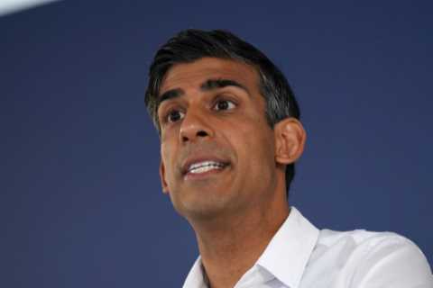 Rishi Sunak accuses Vladimir Putin of ‘new low’ after destruction of dam in Ukraine