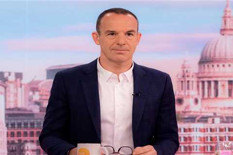 Martin Lewis issues urgent Universal Credit warning for 1.4million people – can you boost benefits..