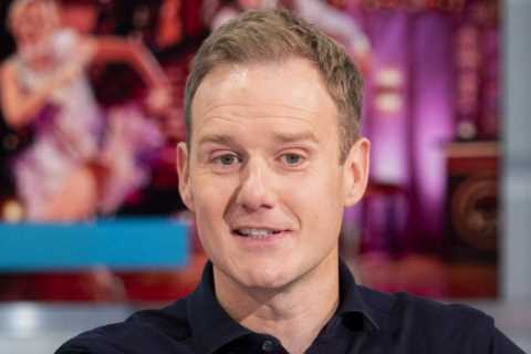 Dan Walker takes swipe at BBC as he wades into Gary Lineker suspension row