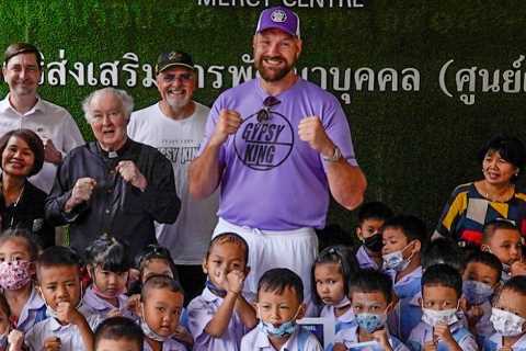 Tyson Fury shows softer side as he’s ‘humbled’ on visit to Bangkok orphanage and shares..