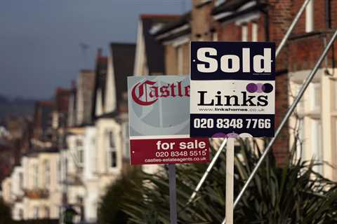 Housing market in turmoil as prices slip, mortgages soar &amp; homebuilding slumps