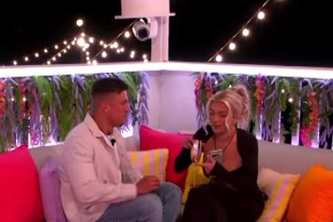 Love Island viewers slam Mitchel’s comment to Molly after she admits ‘you’re going to scare me’