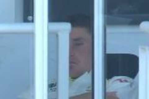 Australia star Marnus Labuschagne hilariously caught SLEEPING.. before jumping out of his skin..