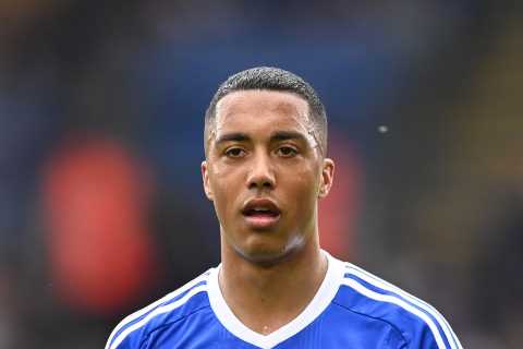 Aston Villa sign long-term Arsenal target Tielemans and ‘on verge’ of adding former Gunner to..