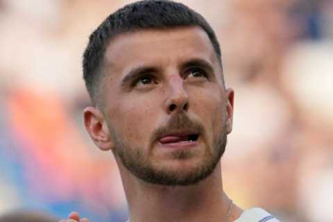 Liverpool admit defeat to Man Utd in Mason Mount transfer battle as they line up shock move for..