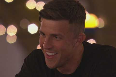Love Island star Mitch thrived off Molly watching him on his date with bombshell Leah, reveals body ..