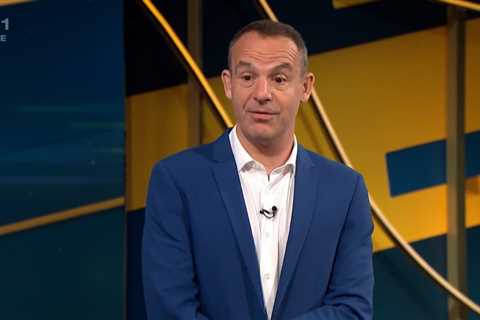 Martin Lewis issues warning to shoppers about huge change to Tesco Clubcard – you have just HOURS..