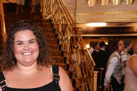 Gogglebox’s Amy Tapper looks slimmer than ever as she glams up for star-studded theatre night