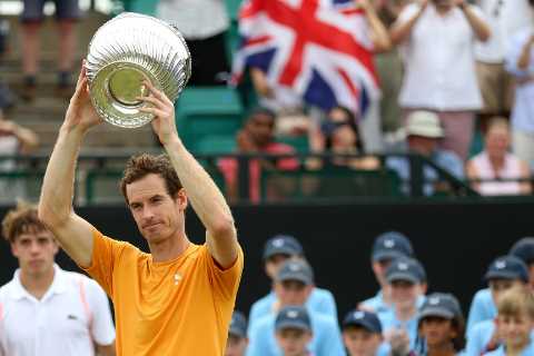 Emotional Andy Murray chokes up after being surprised by wife &amp; kids after 2nd straight..